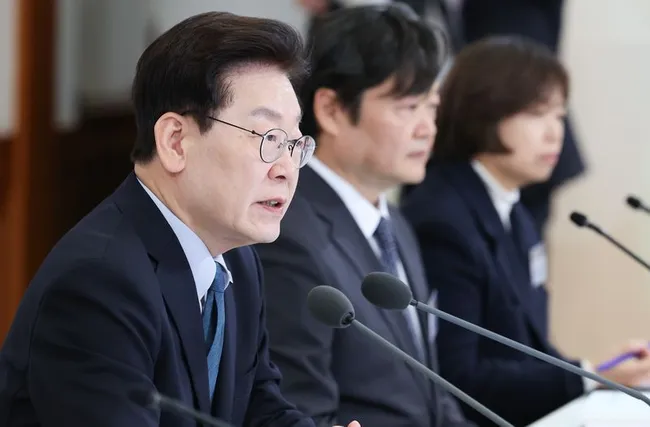 李대통령 "다문화가족 우대 필요성·폐지 여부 깊이 검토"