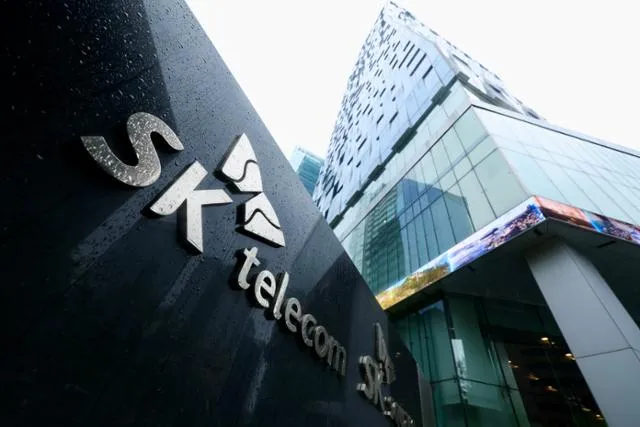 [사설] 고객 2300만 SKT 정보 유출 사고, 이리 허술하다니