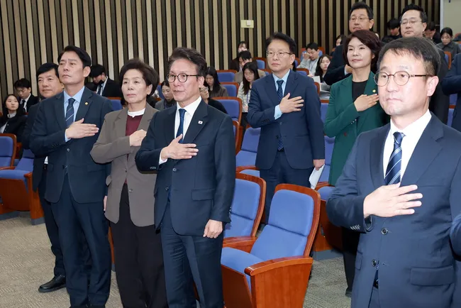 與 '조희대 의혹' 국정조사 강행 … 野 "노골적 사법부 탄압" 반발